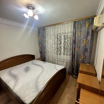 Антоновича вул. (Горького), 97