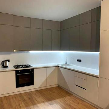 Героїв Майдану вул., 15