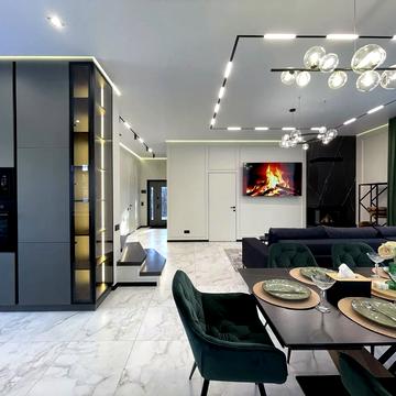 Квітнева вул.