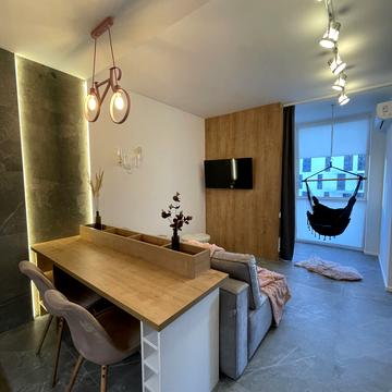 Салютна вул., (Будинок 03801-03901)