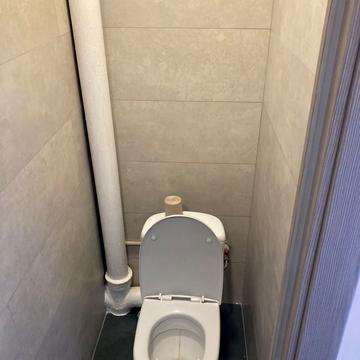 Юності вул., 10/1