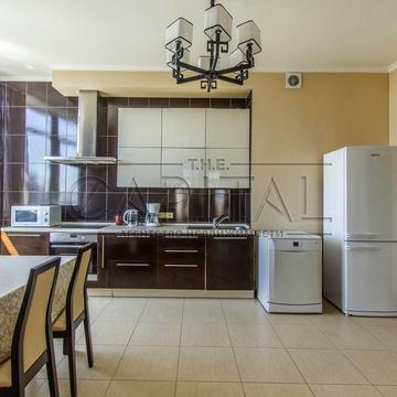 Кудрявський узвіз, 3-Б