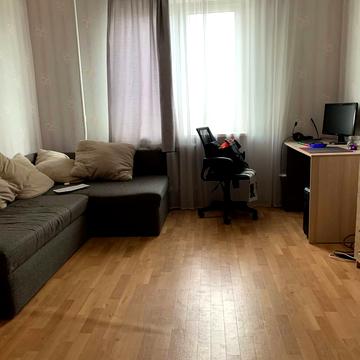 Червоної Калини просп. (Володимира Маяковського), 1-В