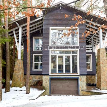 Лісова вул., 12