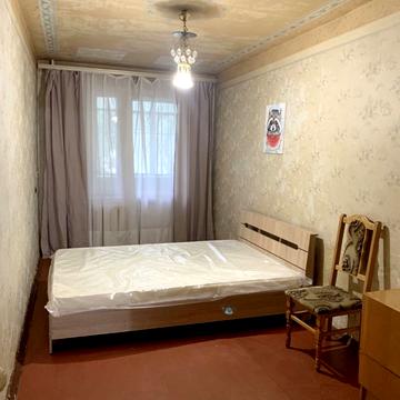 Бакинська вул., 37