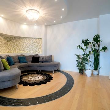 Срібнокільська вул., 1