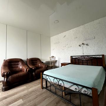 Олександра Кутузакія вул. (Ленінградська), 54