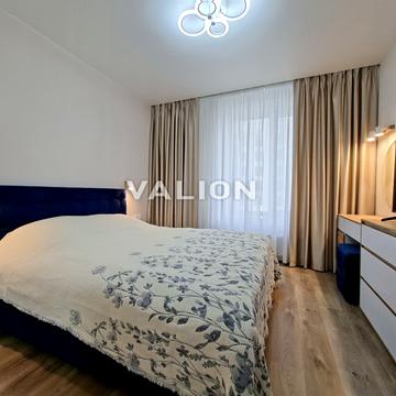 Героїв Небесної Сотні просп., (Будинок 28)