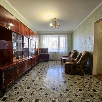 Юрія Кондратюка вул. (Комунарівська), 3