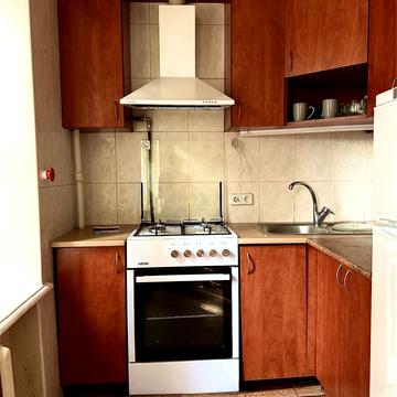 Берестейський просп. (Перемоги), 7