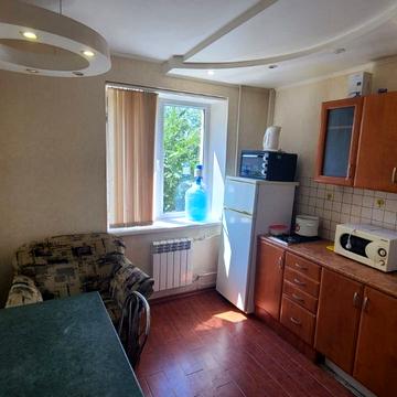 Європейська вул. (Новгородська), 44