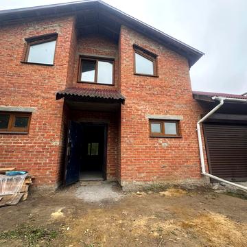 Черешнева вул., 32