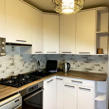 Виставкова вул. (Полковника Потєхіна), 4