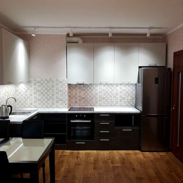 Ясинуватський пров., 11