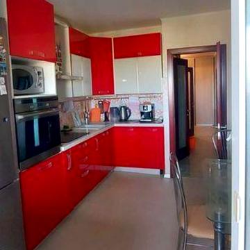 Валерія Лобановського просп., 126