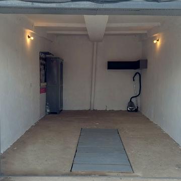 Степана Бандери вул., 63/1Б