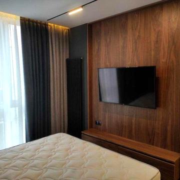 Салютна вул., (Будинок 02301-02303)