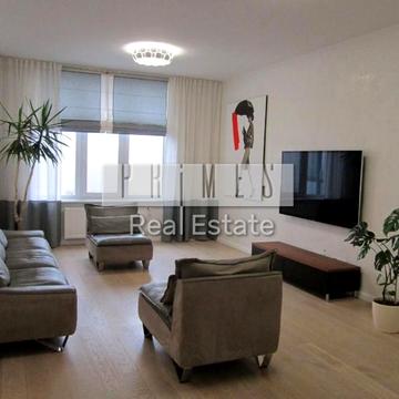 Андрія Верхогляда вул. (Михайла Драгомирова), 9