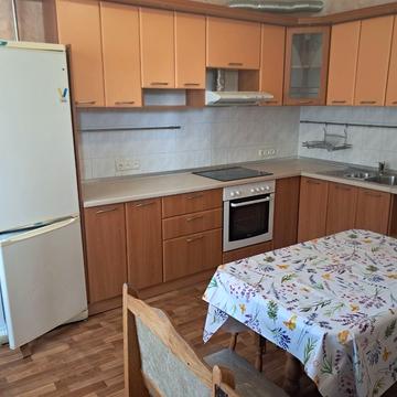 Драгоманова вул., 14-А