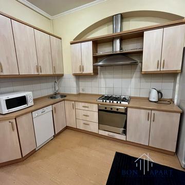 Євгена Чикаленка вул. (Пушкінська), 12