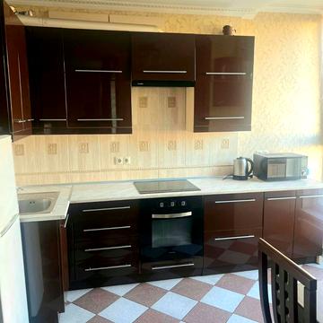 Святошинська вул., 27б/70