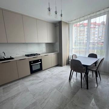 Джона Ленона вул., 41