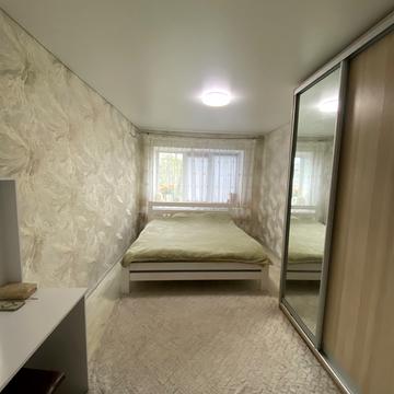 Степана Бандери вул. (Чапаєва), 2