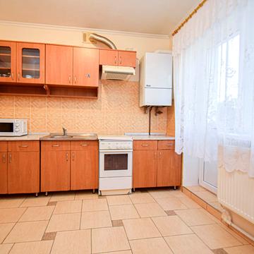 Замонастирська вул., 32-А