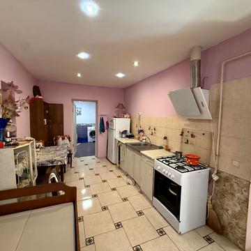 Новосельського вул., 75