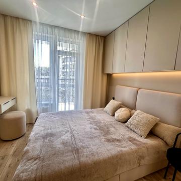 Пекарська вул., 30