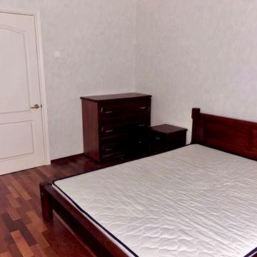 Квітневий пров., 6