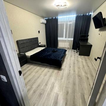 Миколаївська вул., 26