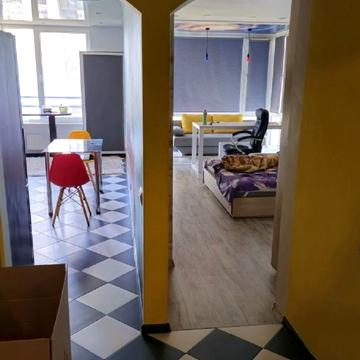 Анатолія Петрицького вул., 15-А