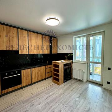 Івана Виговського вул. (Маршала Гречка), 10-Е