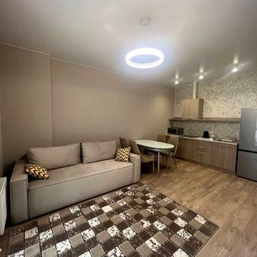 Кучеревського бульв., 1