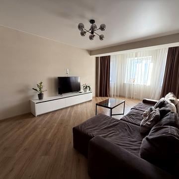 Вишняківська вул., 13