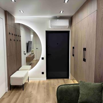 Романа Левицького вул., (Будинок 7)