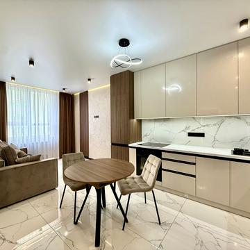 Університетська вул., 3/15