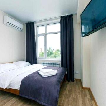 Машинобудівна вул., 41