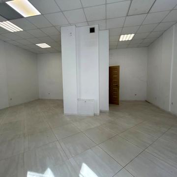 Вячеслава Чорновола просп. (), 67-Ж