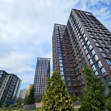 Набережна Перемоги вул., 128