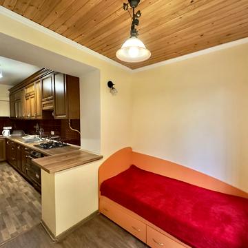 Олекси Довбуша вул., 6а