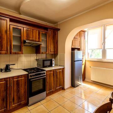 Гната Хоткевича вул., 67а