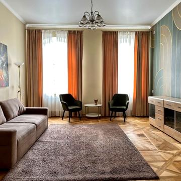 Себастіана Кльоновича вул., 16