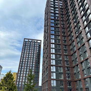 Набережна Перемоги вул., 128