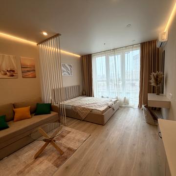 Літературна вул., 10-Б