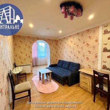 Текстильників вул., 8а