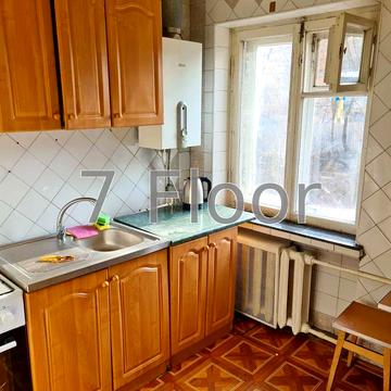 Добрий Шлях вул., 5