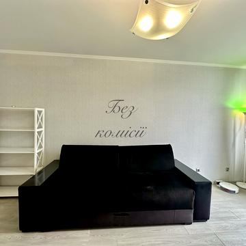 Ованеса Туманяна вул., 3