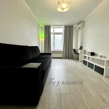 Ованеса Туманяна вул., 3